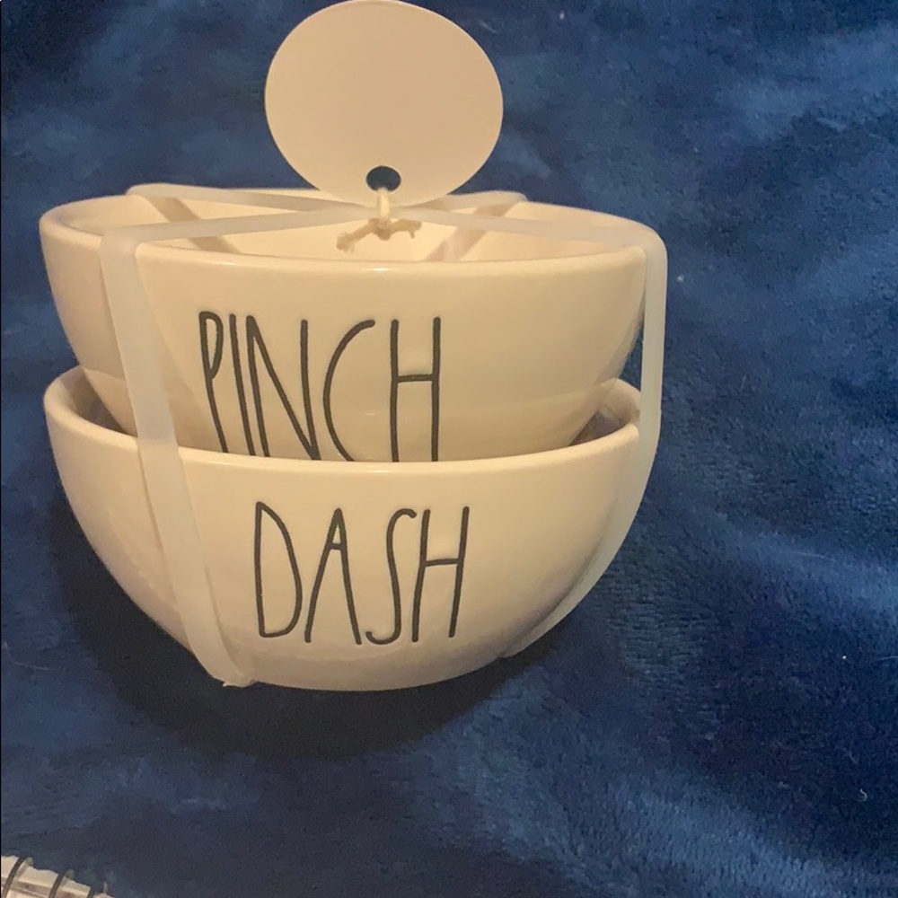 Rae Dunn bowls